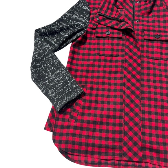 LOGO Lori Goldstein Size XS Red Buffalo Plaid Jacket Sweater Knit Sleeves - Picture 4 of 12